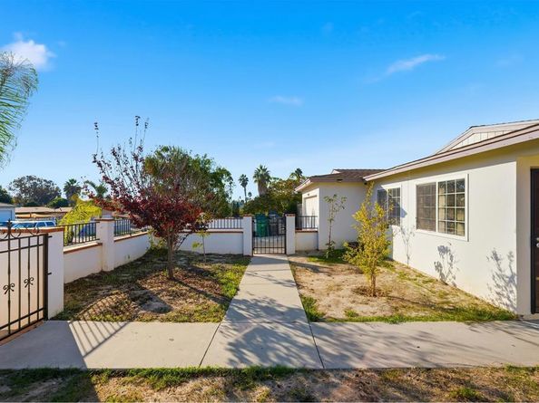 4062 Lewis Street, Oceanside CA 92056