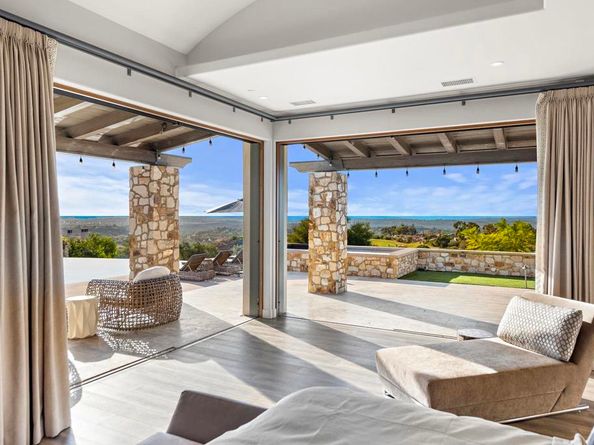 8114 Sendero de la Pradera, San Diego CA 92127