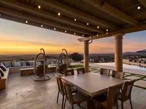 8114 Sendero de la Pradera, San Diego CA 92127