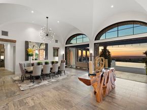 8114 Sendero de la Pradera, San Diego CA 92127