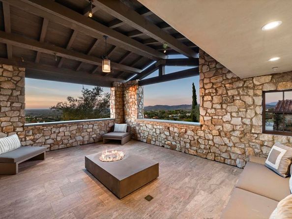 8114 Sendero de la Pradera, San Diego CA 92127