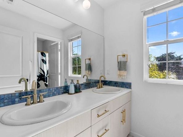 560 Moonlight Drive, San Marcos CA 92069