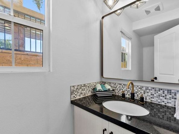 560 Moonlight Drive, San Marcos CA 92069