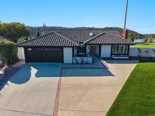 2002 Ladera Court, Carlsbad CA 92009