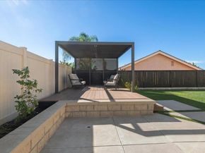 7310 Esfera Street, Carlsbad CA 92009