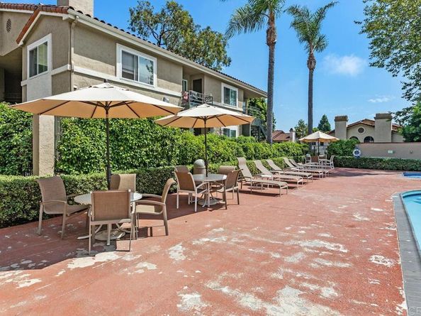 7565 Charmant Dr 512, San Diego CA 92122