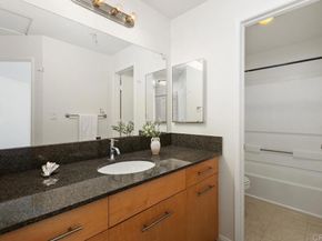 7565 Charmant Dr 512, San Diego CA 92122