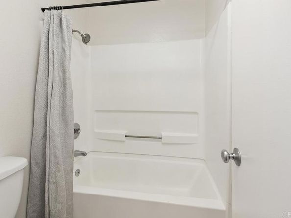 7565 Charmant Dr 512, San Diego CA 92122