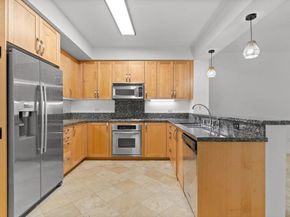 5410 La Jolla Boulevard A102, La Jolla CA 92037