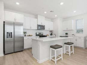 1047 Arrowood Trail, Vista CA 92081