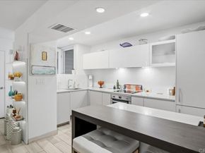 940 Sealane Dr 3, Encinitas CA 92024