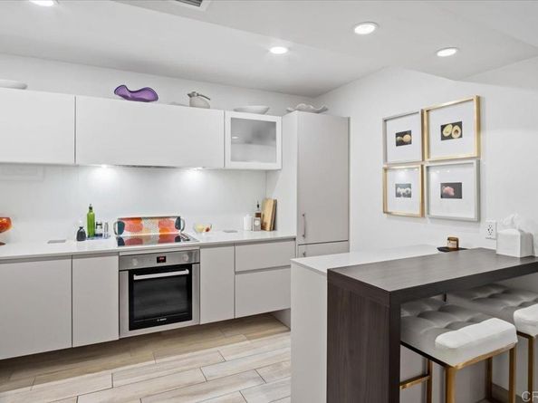 940 Sealane Dr 3, Encinitas CA 92024