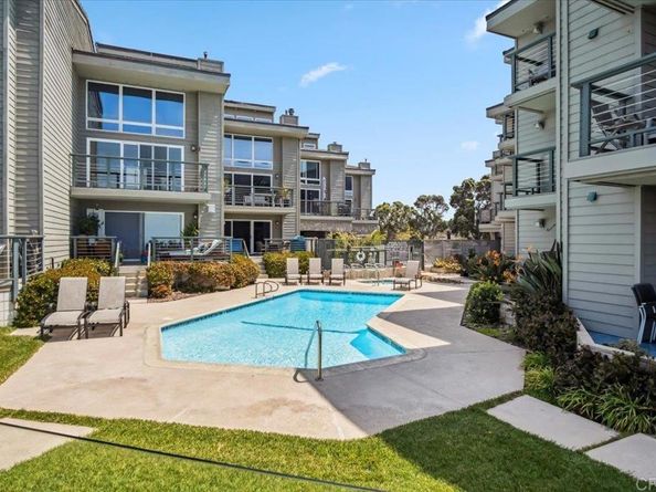 940 Sealane Dr 3, Encinitas CA 92024