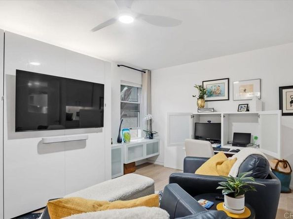 940 Sealane Dr 3, Encinitas CA 92024