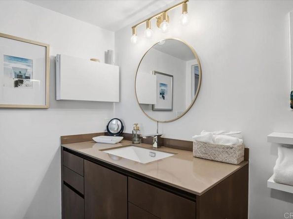 940 Sealane Dr 3, Encinitas CA 92024