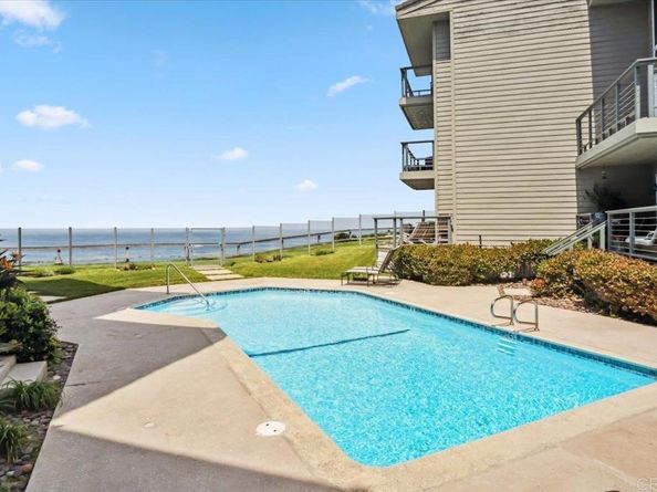 940 Sealane Dr 3, Encinitas CA 92024