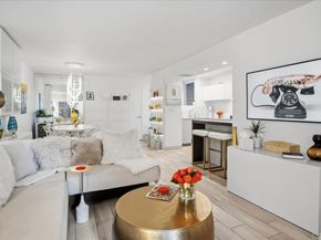 940 Sealane Dr 3, Encinitas CA 92024