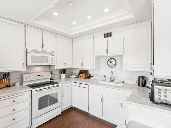 6986 Caminito Perico, San Diego CA 92119