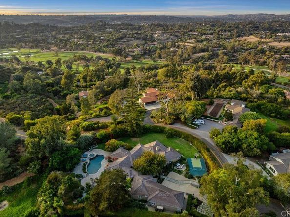 5499 Avenida Maravillas, Rancho Santa Fe CA 92067