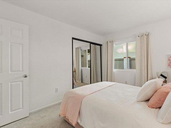 4772 Gateshead Road, Carlsbad CA 92010