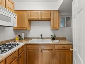 4772 Gateshead Road, Carlsbad CA 92010