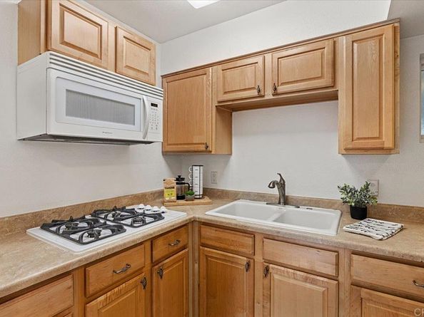 4772 Gateshead Road, Carlsbad CA 92010