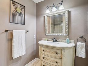 1640 10th Avenue 407, San Diego CA 92101