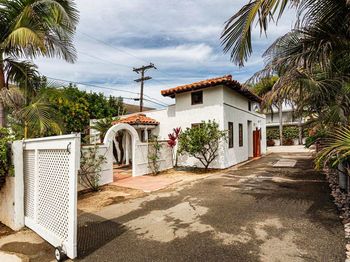 774 Laguna