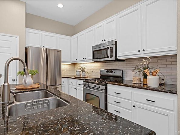 1656 AVERY Road, San Marcos CA 92078