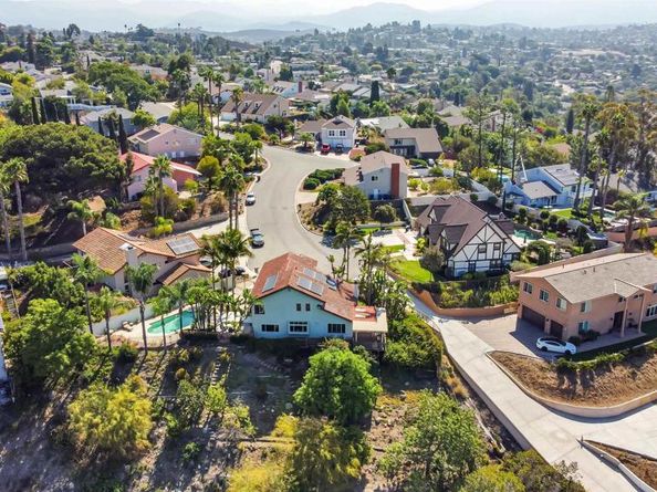 9802 Lyncarol Drive, La Mesa CA 91941