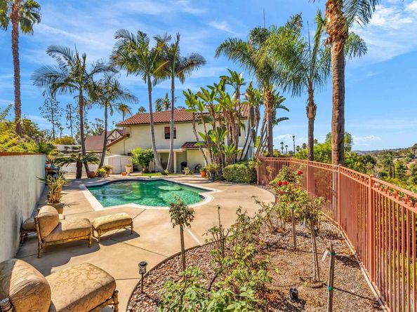 9802 Lyncarol Drive, La Mesa CA 91941