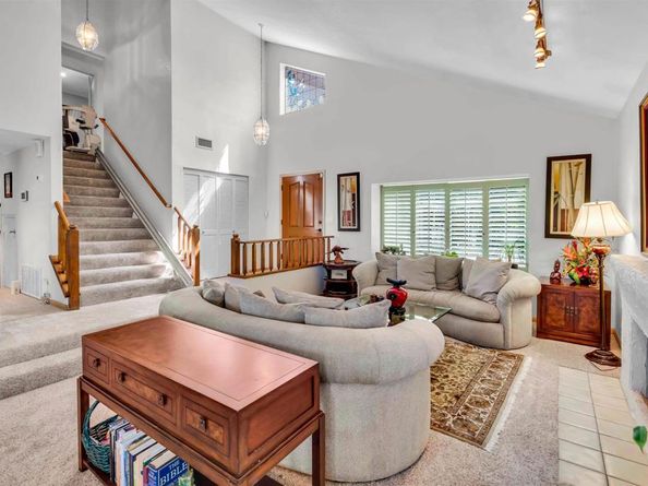 9802 Lyncarol Drive, La Mesa CA 91941