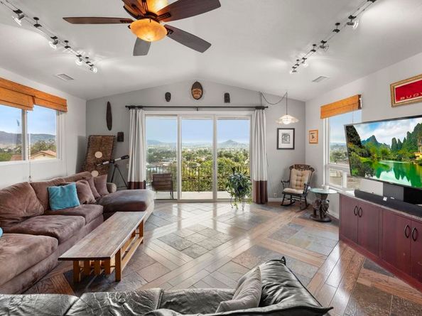 1402 Rimrock Drive, Escondido CA 92027