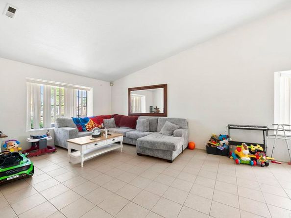 3313 Tonopah Street, Oceanside CA 92054