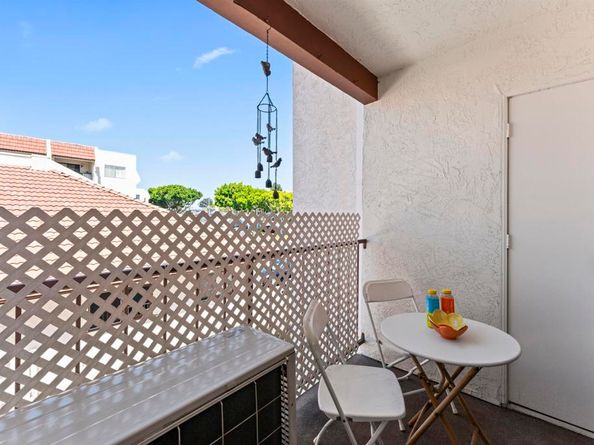 6330 Genesee Ave 220, San Diego CA 92122