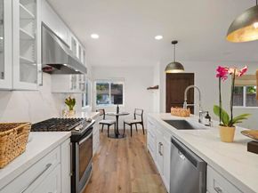 742 Snapdragon Street, Encinitas CA 92024