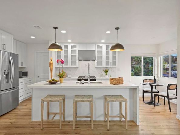 742 Snapdragon Street, Encinitas CA 92024
