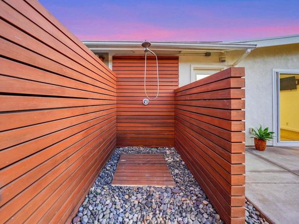 742 Snapdragon Street, Encinitas CA 92024