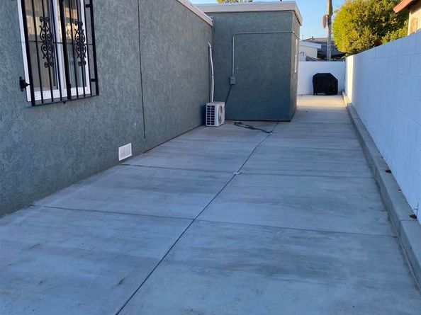 5454 Roswell Street, Encanto CA 92114