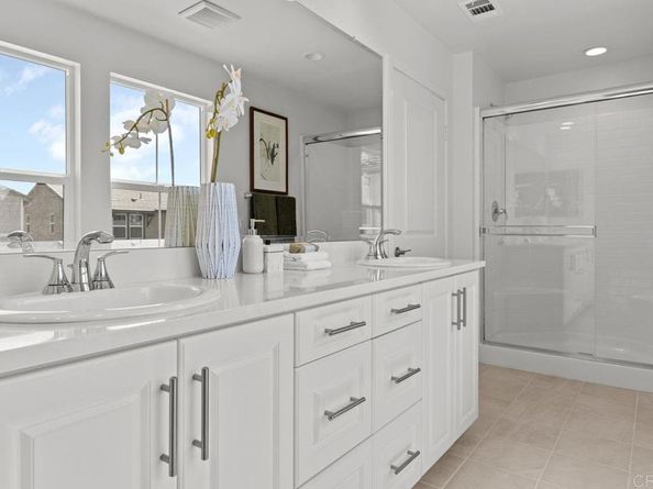 748 Kingbird Loop, Oceanside CA 92058