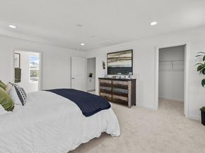 748 Kingbird Loop, Oceanside CA 92058