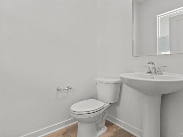 748 Kingbird Loop, Oceanside CA 92058