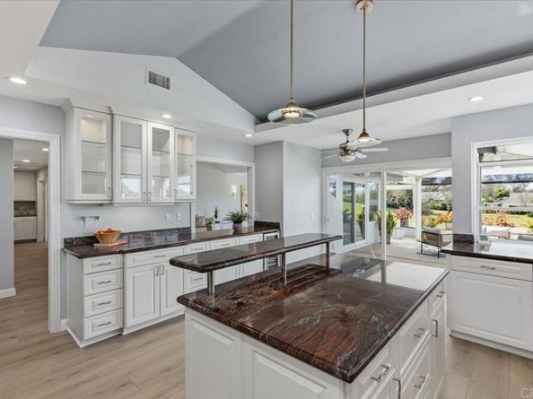 1054 La Sombra Drive, San Marcos CA 92078