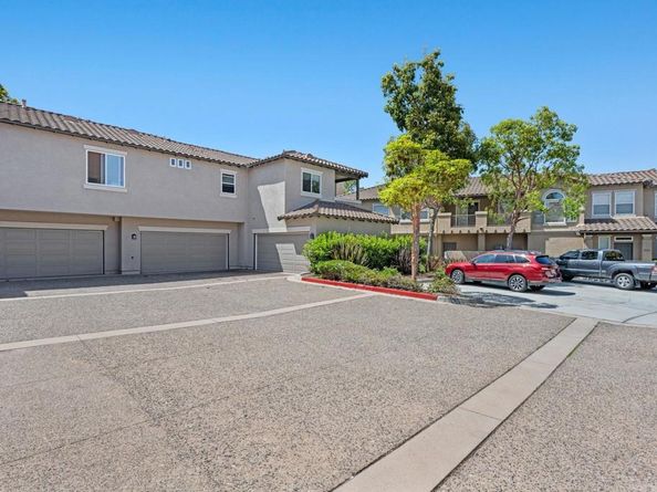 6104 Citracado Circle, Carlsbad CA 92009