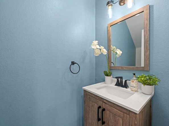 6104 Citracado Circle, Carlsbad CA 92009