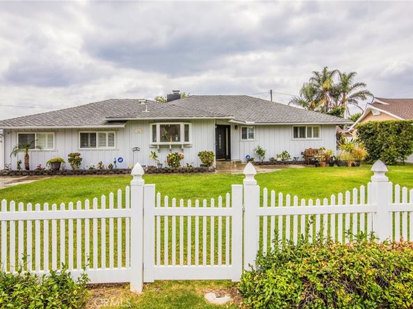 18672 Spaulding Avenue, North Tustin CA 92705