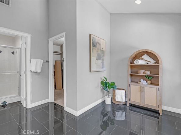 931 kings canyon Road, Brea CA 92821