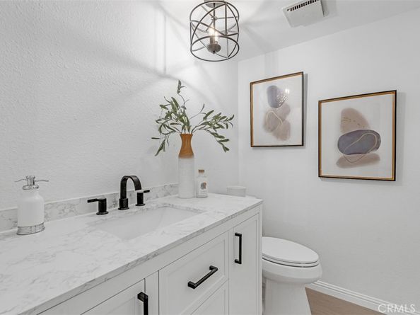 931 kings canyon Road, Brea CA 92821