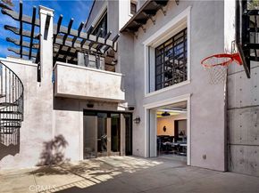 2 Thomas Road, Ladera Ranch CA 92694