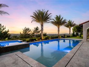 2 Thomas Road, Ladera Ranch CA 92694